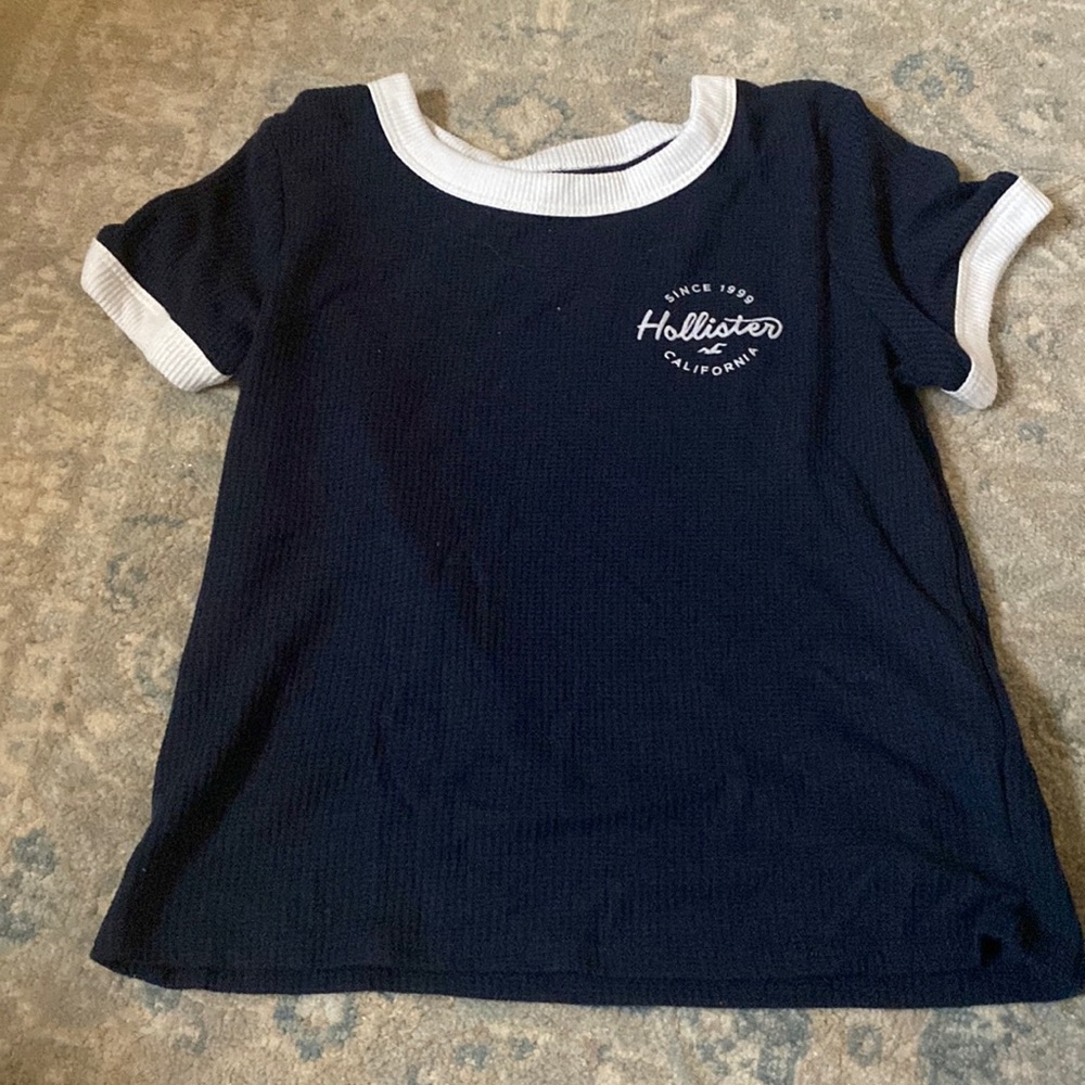 hollister TShirt